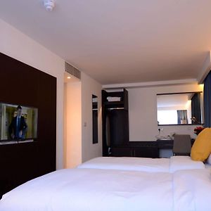 Pelican London Hotel&Residence